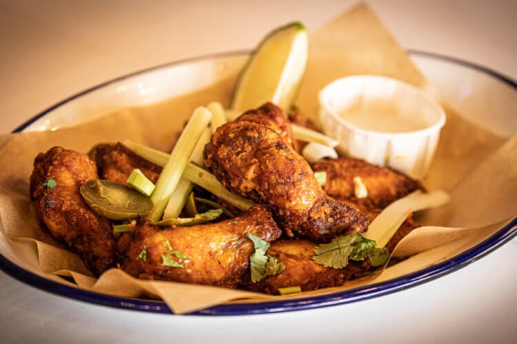 BUFFALO WINGS SEMIPICANTES